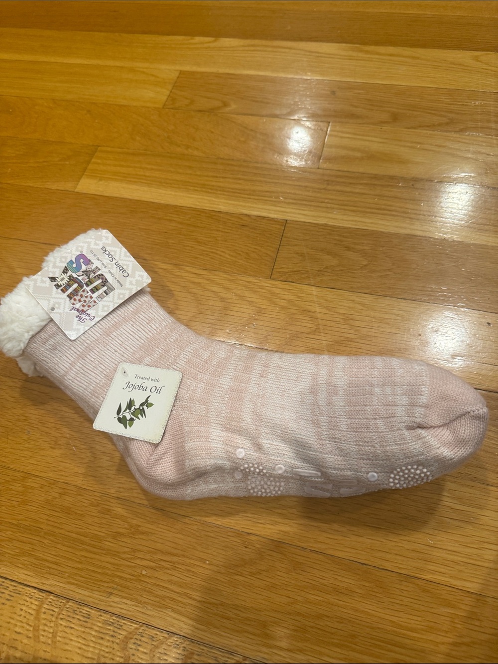 NWT the original muk Luks cabin socks treated with jojoba oil size l/Xl (9-11)